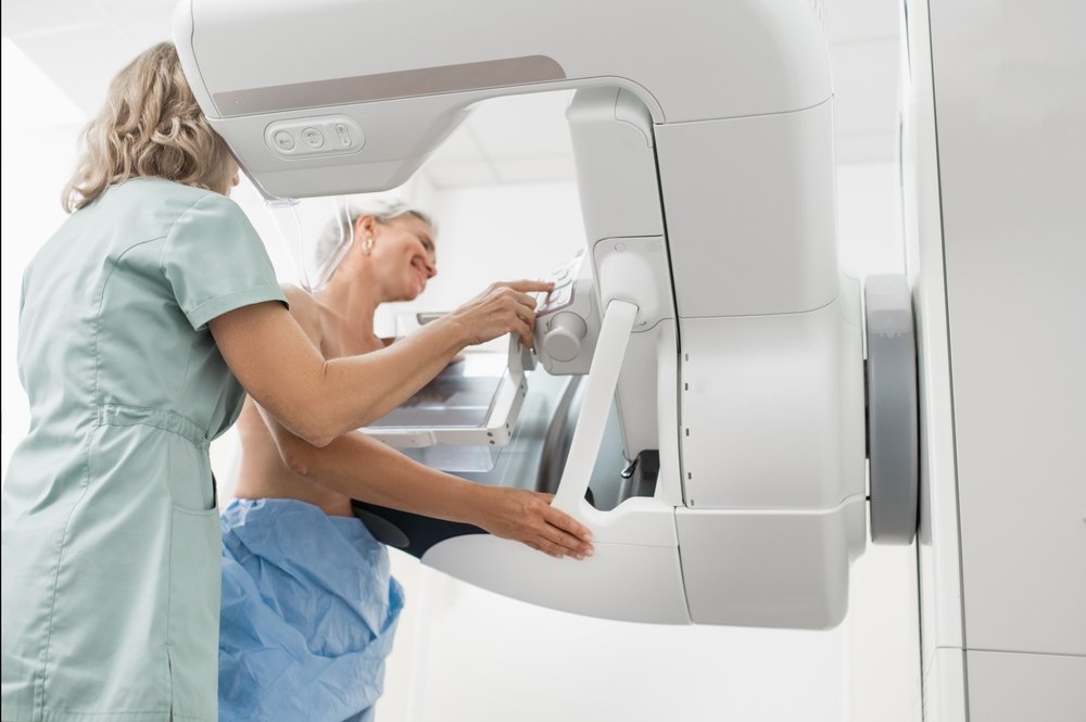 Câncer de mama: informação, diagnóstico precoce e o papel da cirurgia no tratamento